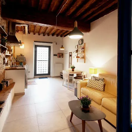 A Casa Tua - In Florence Apartment *